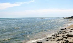 Каспий теңізінде екі жасөспірім құтқарылды