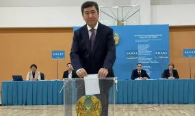 Ерлан Кошанов проголосовал на выборах в Курултай