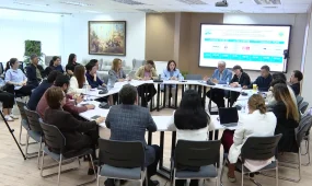 Партия «Әділет» и эксперты обсудили приоритеты работы Курултая