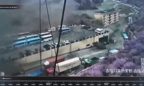 Казахстанка пропала после масштабного наводнения в Непале