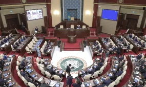 В Астане началось первое заседание Курултая: 145 депутатов приносят присягу
