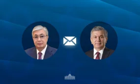 Касым-Жомарт Токаев поздравил Шавката Мирзиёева с Днем Независимости Узбекистана