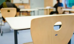 Алғашқы қоңырауда жетінші сынып оқушысы мұғалімдерге шабуыл жасады: Зардап шеккендер бар