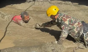 В Непале более 600 рабочих оказались заблокированы в туннелях: погибших уже больше тысячи