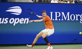 Александр Бублик вышел в третий круг US Open-2026