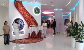 Астанада дәстүрлі өнер мен жасанды интеллект тоғысқан көрме өтті