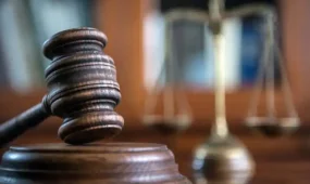 Астанада бір пәтерді бірнеше адамға сатқан алаяқтар ұзақ жылға сотталды