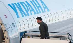 Самолет Зеленского едва не столкнулся с беспилотником
