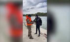 Павлодарда қайық аударылып, бір адам жоғалып кетті