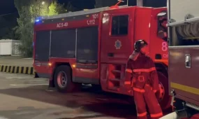Более 60 человек эвакуировали из горящей высотки в Туркестане