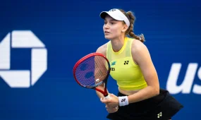 Елена Рыбакина пропустит Кубок Билли Джин Кинг из-за травмы
