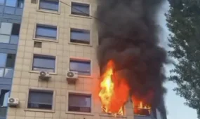 26 человек спасли из горящей многоэтажки в Алматы