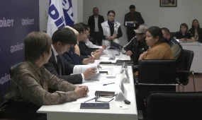 Родители из регионов обратились за помощью в партию «Әділет»