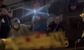 В Рудном женщина упала с пятого этажа на крышу кафе