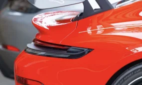 Ехал на скорости 312 км/ч: полицейские задержали супер-лихача на Porsche
