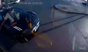 Автобусқа жол бермеген: 4 адам ауруханаға жеткізілді