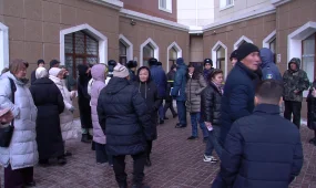 Лифт сорвался в шахту в Астане: погиб рабочий.