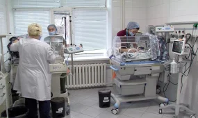 Салмағы 244 грамм ғана болатын бөбекті аман алып қалды.