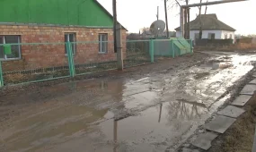 В тотальное бездорожье погрузились улицы частного сектора Караганды.