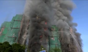 Гонконгтегі алапат өрттен 55 адам қаза тауып, 123-і жарақаттанды.