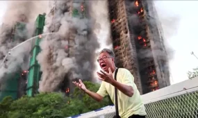 55 человек погибли в Гонконге: самый смертоносный пожар в истории.