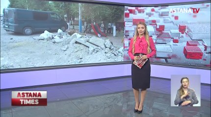 Детскую площадку установили на обочине дороги в Таразе