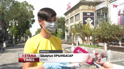 Алматылықтарға Абайдың қанатты сөздерімен безендірілген тәттілер таратылды