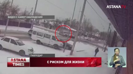 Реанимобиль с пациентом в Павлодаре попал в ДТП