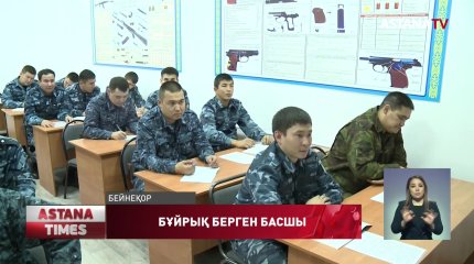 Атырауда аудандық полиция басшысы қарамағындағыларға вакцина алуға бұйрық берген