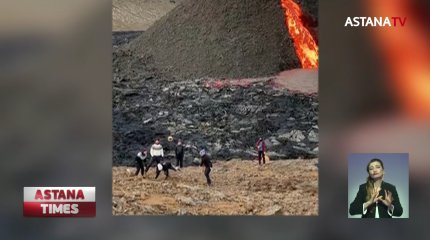 В Исландии у извергающегося вулкана играют и жарят хот-доги