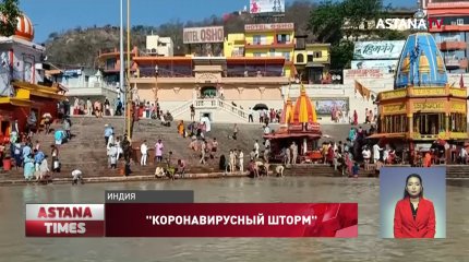 В Индии бушует "коронавирусный шторм": тысячи человек умирают ежедневно