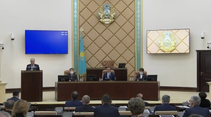 Казахстанцы смогут объявлять себя банкротами – Сенат принял законопроект