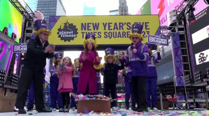 Тестирование новогоднего конфетти провели в Нью-Йорке