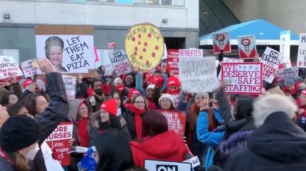 Более 7 тысяч медсестер бастуют в Нью-Йорке