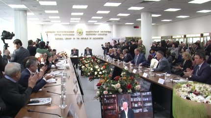 Алматыда белгілі қоғам қайраткер Мұрат Әуезовтің 80 жылдық мерейтойы аталып өтілді