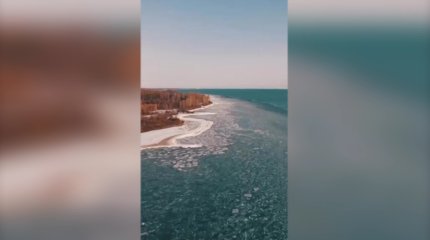 Аномальные морозы сковали льдом Иссык-Куль