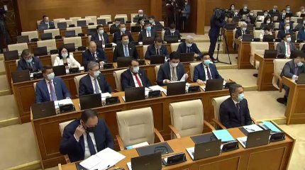 Перенести дату последнего звонка в школах потребовал депутат