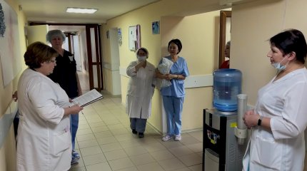Тяжбы между клиникой и заводом: 250 медиков могут остаться на улице в Усть-Каменогорске