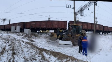 Жүк көлігі пойызбен соқтығысып, жүргізуші қайтыс болды