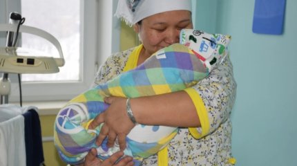 Мальчик-батыр весом почти 6 кг родился в ВКО