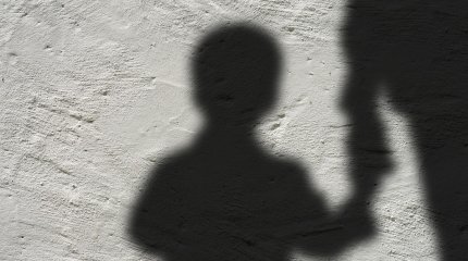 Надругался над маленьким сыном: жительница Актау озвучила жуткие подозрения