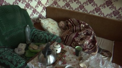 Обездвиженный актюбинец несколько месяцев пролежал без помощи в собственной квартире