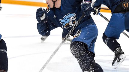 «Барыс» победил «Трактор», но всё равно вылетел из плей-офф КХЛ