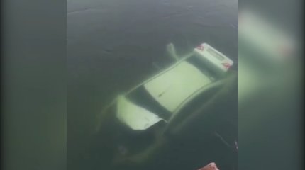 БҚО-да ерлі-зайыптылардың көлігі суға құлап, 2 адам опат болды