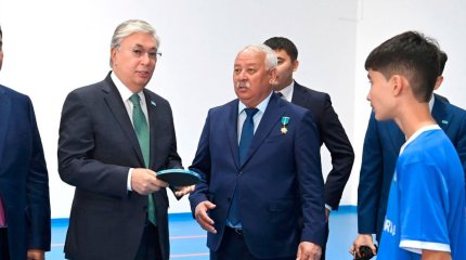 «Халқымыз үшін ең қажет азаматтар»: Тоқаев еңбек адамдарының маңызы туралы