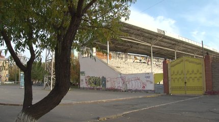 Чиновников осудили за признание стадиона в Астане аварийным