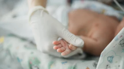 Ринат Зайытов вице-министрге бала асырап алуға қатысты сұрақ қойды