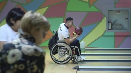 Мүмкіндігі шектеулі жандар күніне орай елордада боулингтен қалалық турнир өтті