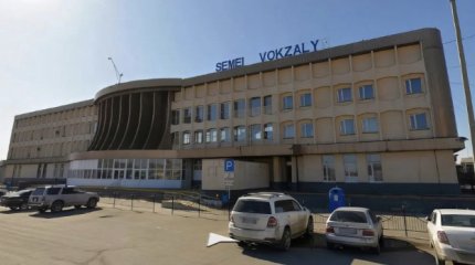 Женщина сообщила о бомбе на вокзале Семея