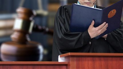 Павлодарда мас күйінде көлік айдаған мектеп директоры жұмыстан қуылды